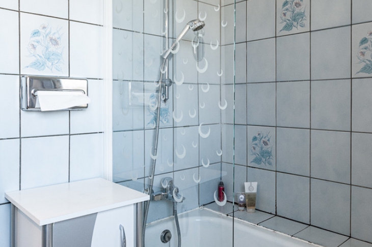mit Badewanne