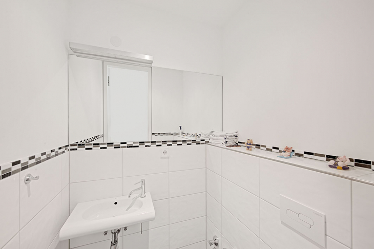 Modernes Gäste-WC