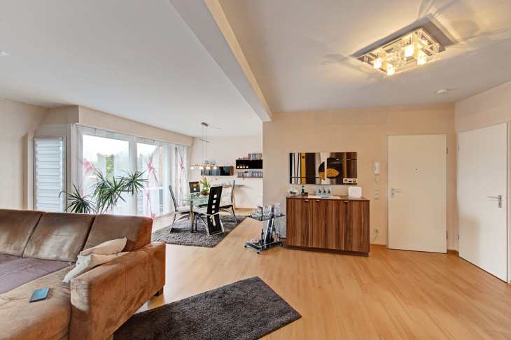 OG, offene Wohnraumgestaltung mit Eingangsbereich