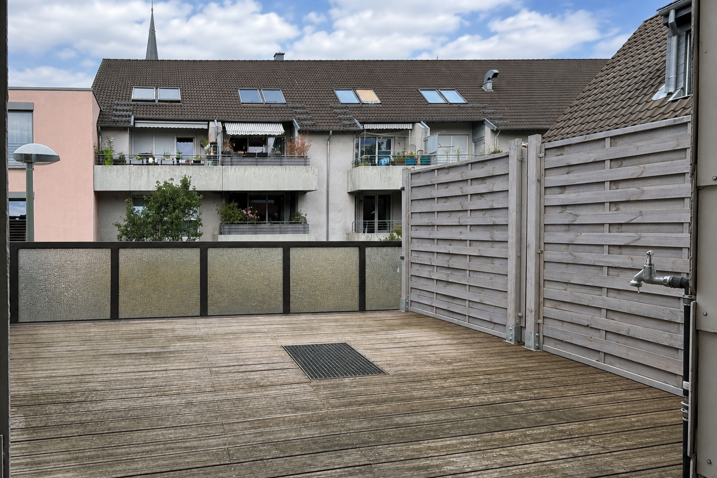 Zentral gelegene 2-Zimmer-Wohnung mit Dachterrasse und zusätzlicher Nutzfläche in Hüls - Photo 4