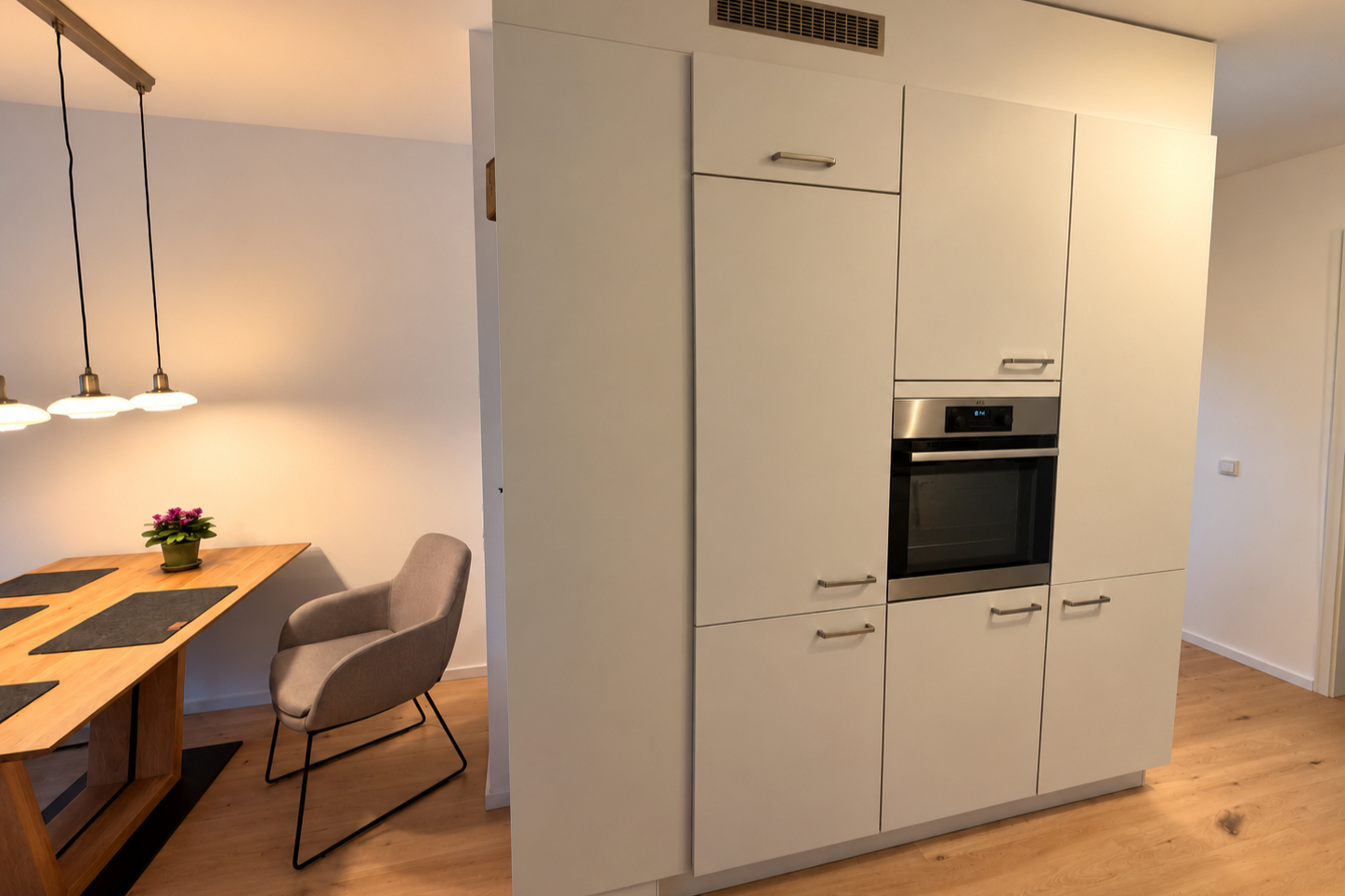 Neuwertige 3-Zimmer-Wohnung Baujahr 2022 mit Aufzug, Einbauküche und Tiefgarage in Krefeld-Hüls - Foto 5