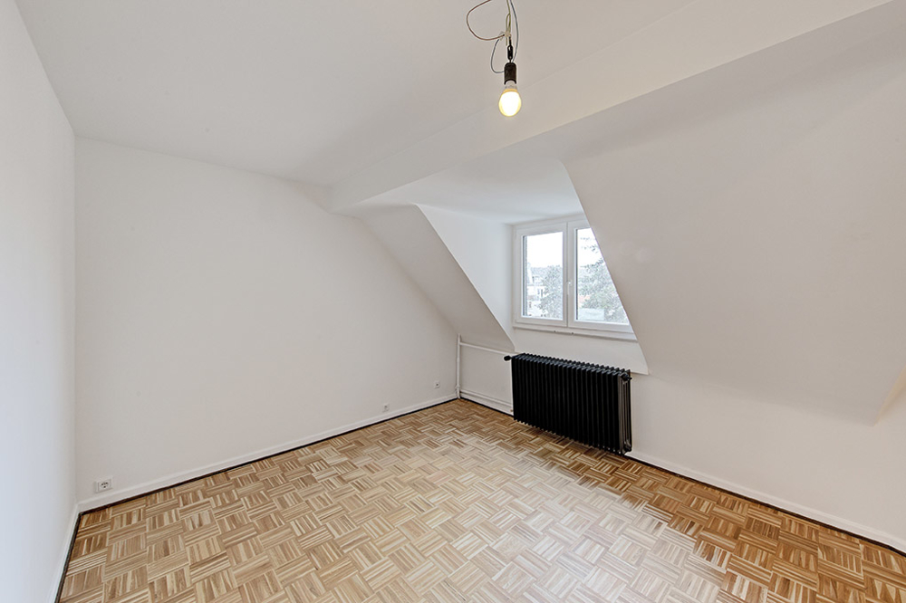 Wohnen mit Charakter - großzügige Altbauwohnung am Von- Beckerath-Platz! - Photo 2