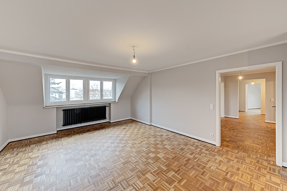 Wohnen mit Charakter - großzügige Altbauwohnung am Von- Beckerath-Platz! - Photo 4