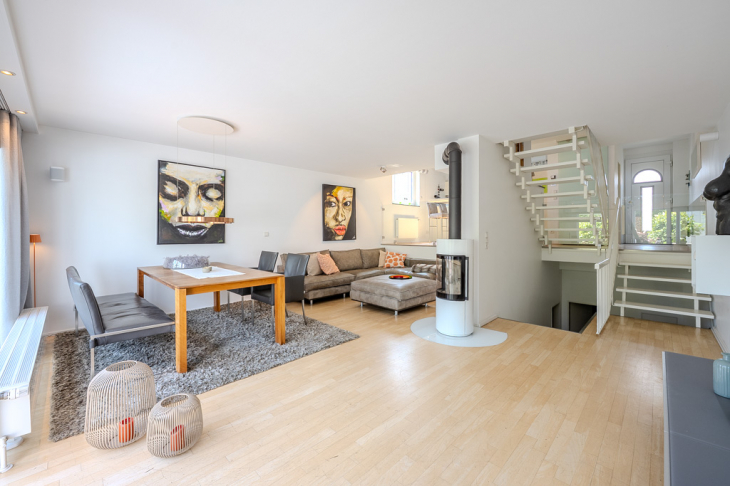 Raffinierte Split-Level-Architektur
