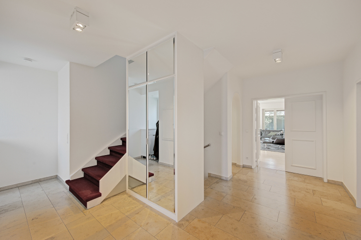 Repräsentatives Entrée