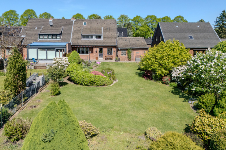 Riesiger Garten in Südausrichtung