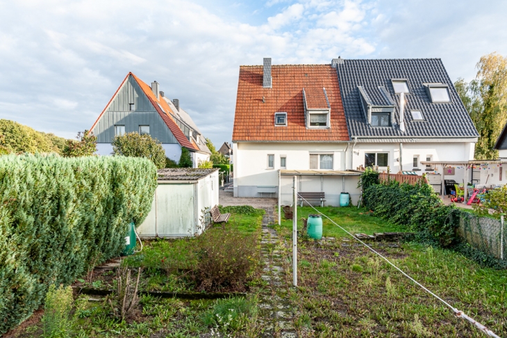 Rückansicht mit Garten