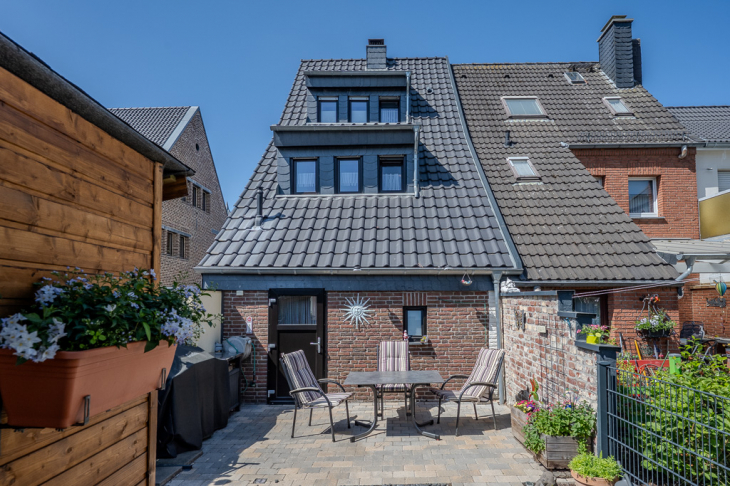 Reihenendhaus in Krefeld / Hüls