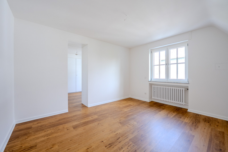 Schlafzimmer mit Ankleidezimmer