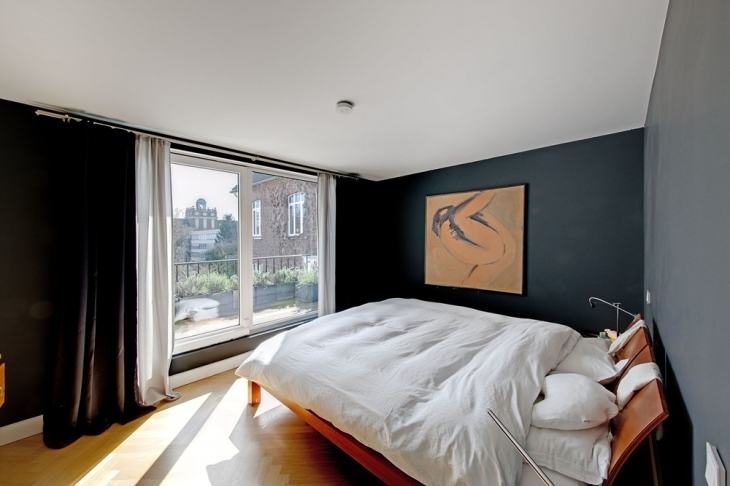 Schlafzimmer mit Balkon im 2. Obergeschoss