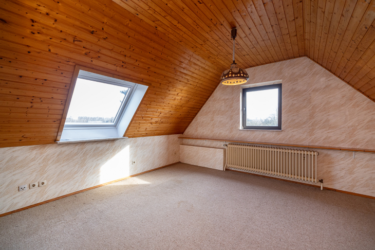 Schlafzimmer Spitzboden