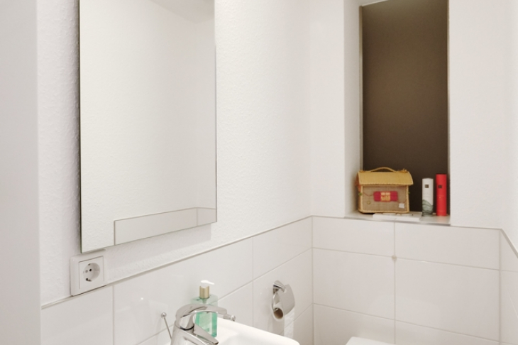 separates Gäste-WC