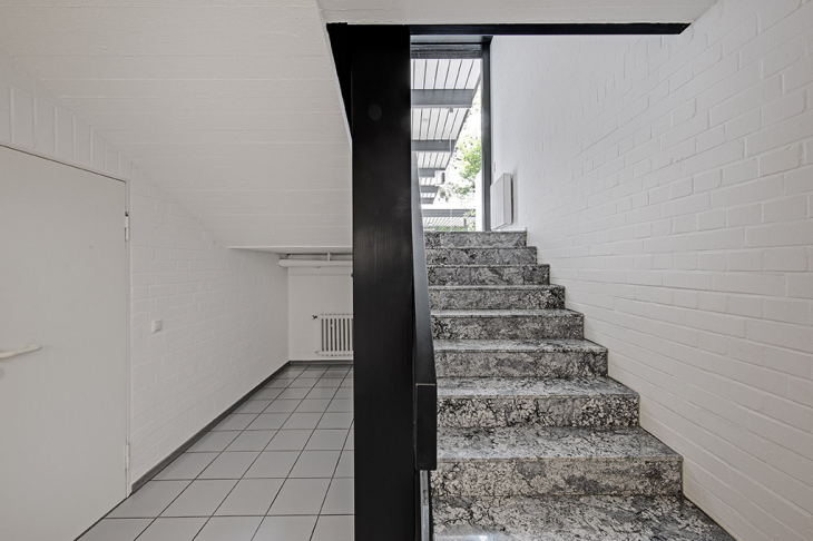 Split-Level Souterrain