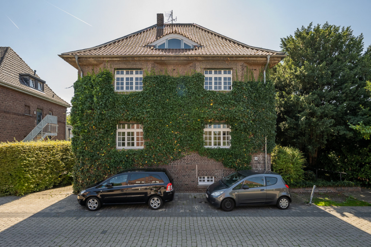 Straßenansicht
