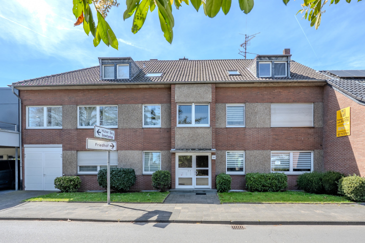 Straßenansicht