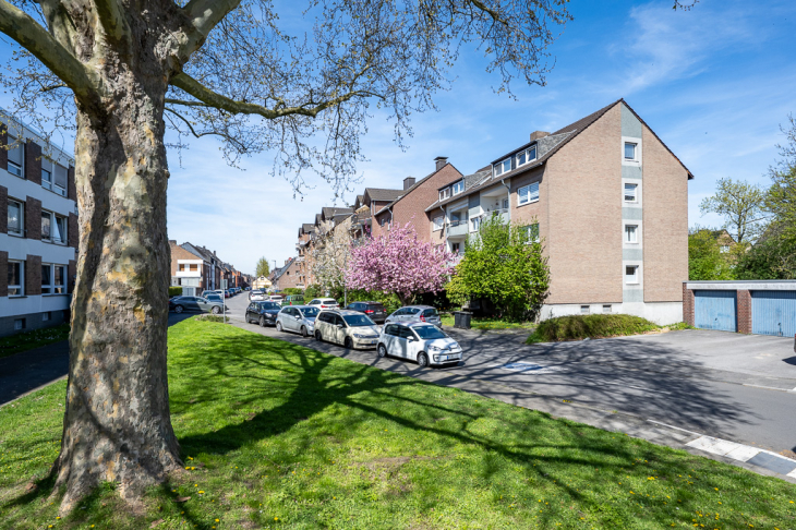 Straßenansicht