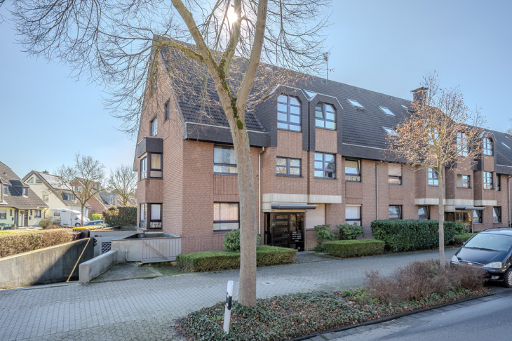 Straßenansicht