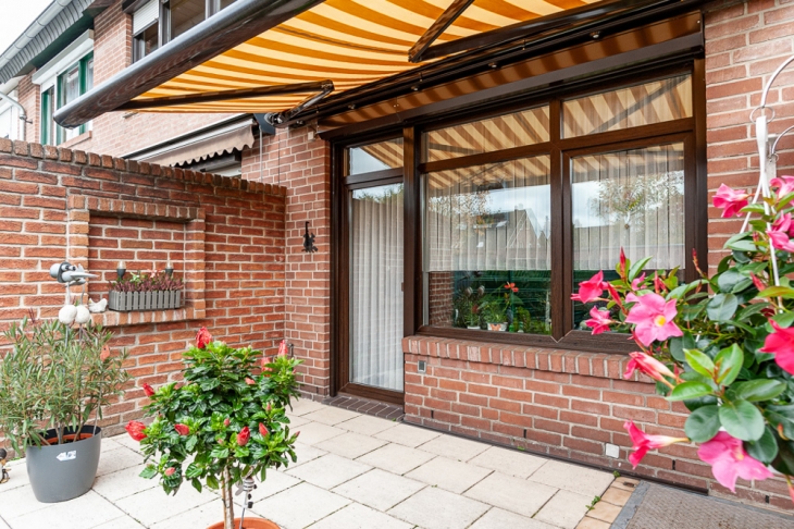 Terrasse mit Markise