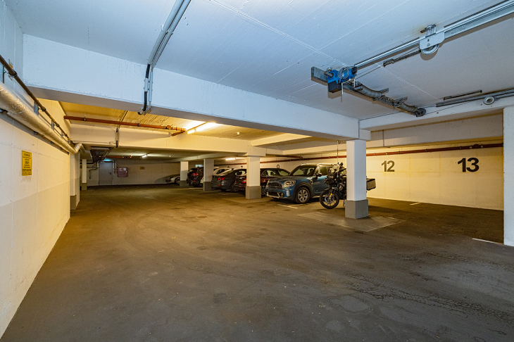 Tiefgaragen Stellplatz