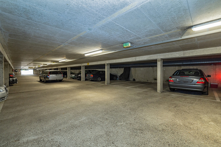 Tiefgaragenstellplätze