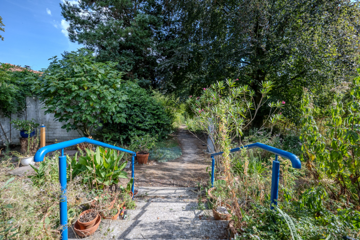Treppe in den Garten