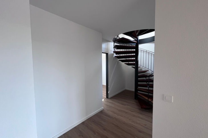 Treppe ins DG