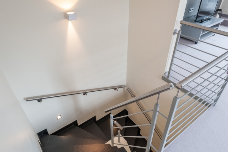 Treppe massiv