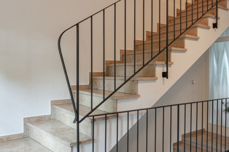 Treppe zur Wohnung