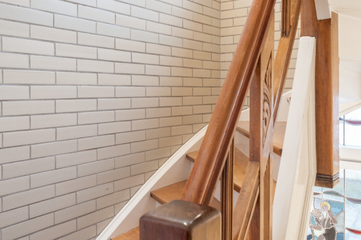 Treppe zur Wohnung