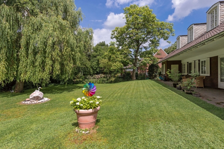 überdachte Terrasse