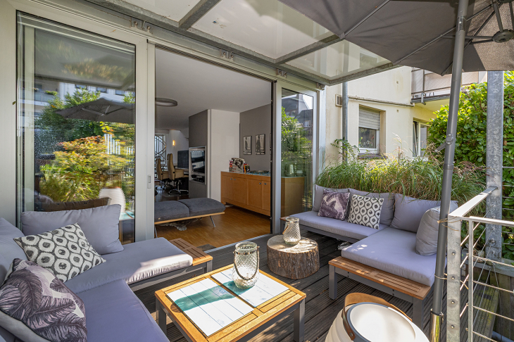 überdachte Terrasse Erdgeschoss