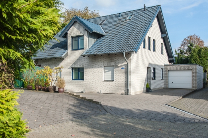 Zweifamilienhaus in Krefeld-Hüls