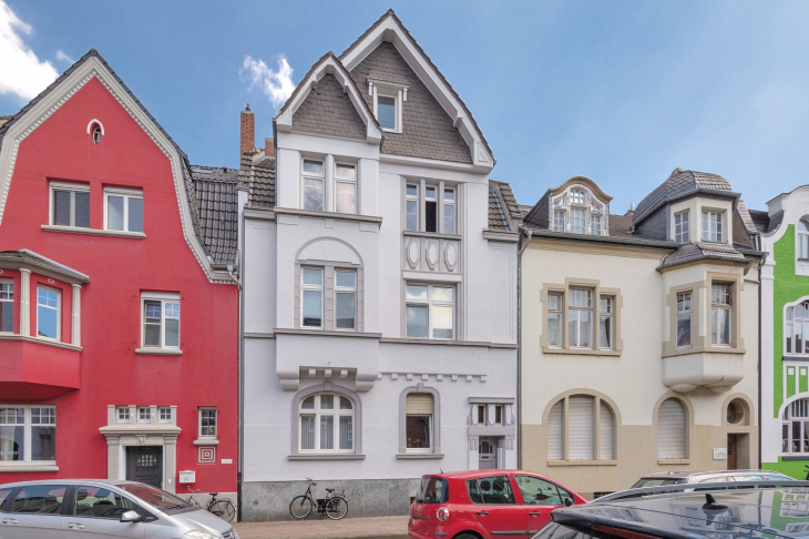 Anleger aufgepasst - Stadthaus mit drei Wohneinheiten im Herzen von Krefeld - Uerdingen! Mehrfamilienhaus in Krefeld / Uerdingen