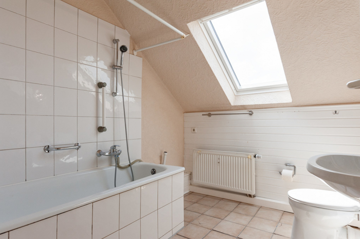 Wannenbad OG