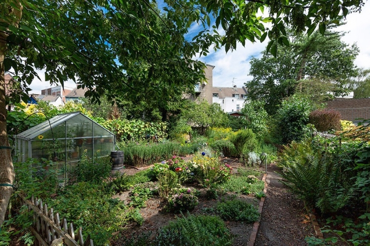 weitere Ansicht Gemüsegarten im hinteren Gartenbereich