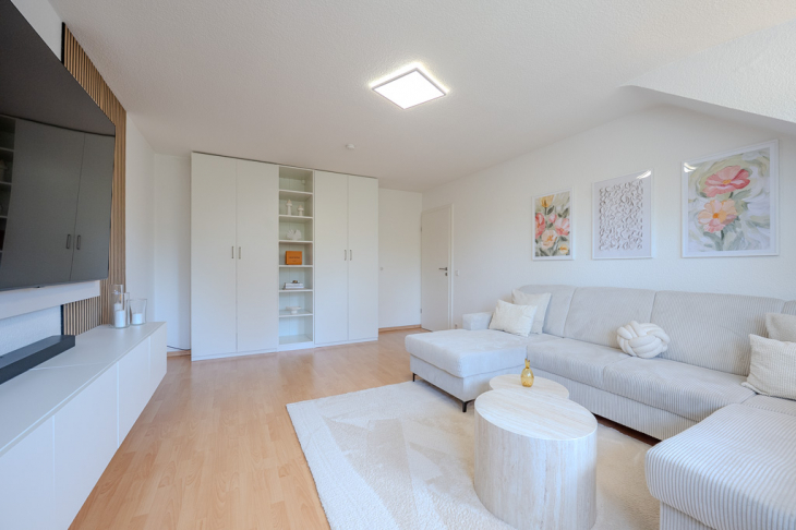 Weitere Ansicht Wohnzimmer - Wohnung DG