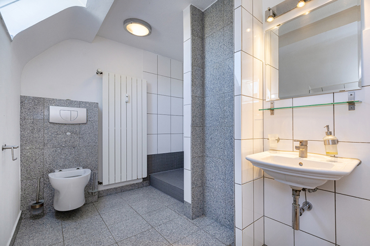 weitere Perspektive Badezimmer OG