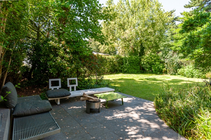 weitere Terrasse seitlich