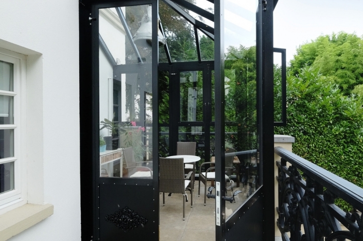 Wintergarten und Terrasse