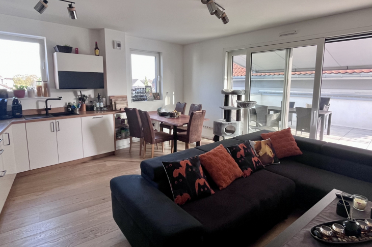 Wohn- Esszimmer mit Küche aktuell