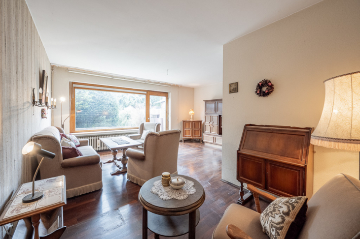 Wohnraum mit Blick zum Garten