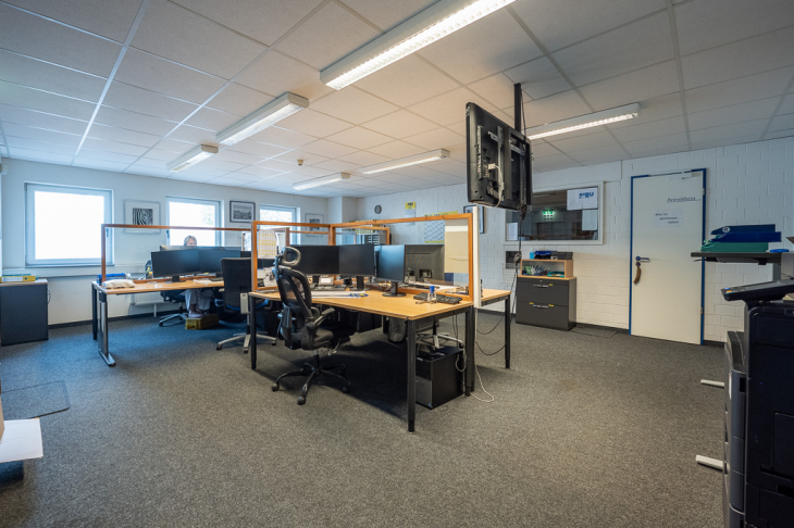 Zentrale