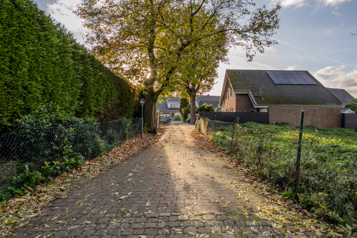 Zufahrt zur Hofanlage