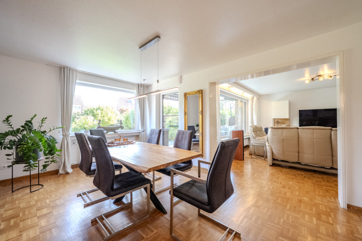 Zugang zur Terrasse und zum Wohnzimmer